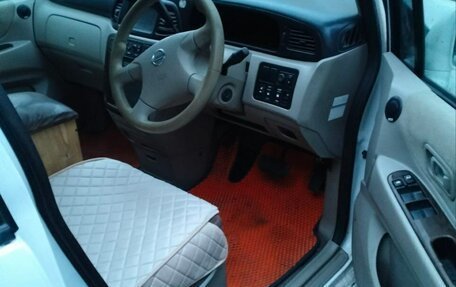 Nissan Liberty, 2001 год, 400 000 рублей, 12 фотография