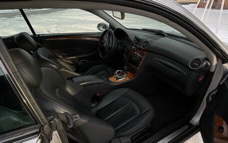 Mercedes-Benz CLK-Класс, 2003 год, 650 000 рублей, 3 фотография