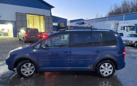 Volkswagen Touran III, 2004 год, 450 000 рублей, 4 фотография