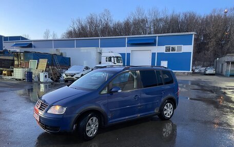 Volkswagen Touran III, 2004 год, 450 000 рублей, 8 фотография