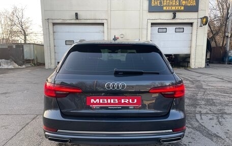 Audi A4, 2019 год, 2 500 000 рублей, 5 фотография