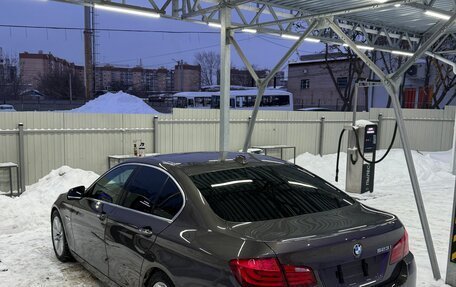 BMW 5 серия, 2011 год, 1 800 000 рублей, 6 фотография