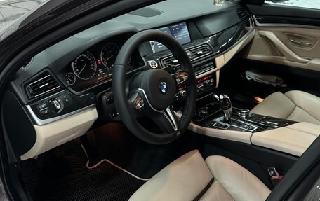 BMW 5 серия, 2011 год, 1 800 000 рублей, 9 фотография