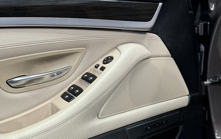 BMW 5 серия, 2011 год, 1 800 000 рублей, 13 фотография