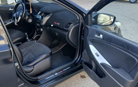 Hyundai Solaris II рестайлинг, 2013 год, 750 000 рублей, 7 фотография