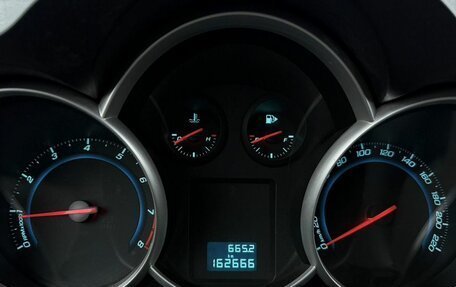 Chevrolet Cruze II, 2011 год, 635 000 рублей, 15 фотография