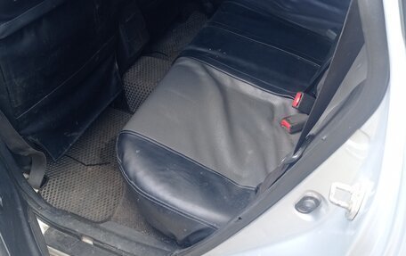 Pontiac Vibe II, 2003 год, 490 000 рублей, 3 фотография