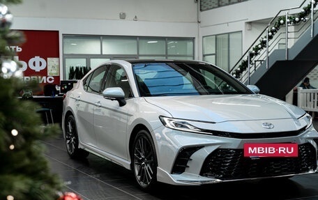 Toyota Camry, 2025 год, 5 390 000 рублей, 4 фотография