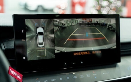 Toyota Camry, 2025 год, 5 390 000 рублей, 20 фотография