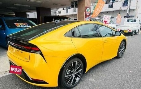 Toyota Prius IV XW50, 2023 год, 3 150 000 рублей, 10 фотография