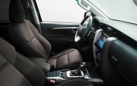 Toyota Fortuner II, 2018 год, 4 000 000 рублей, 12 фотография