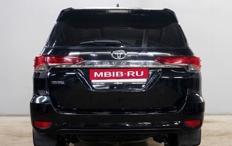 Toyota Fortuner II, 2018 год, 4 000 000 рублей, 6 фотография
