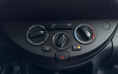 Nissan Note II рестайлинг, 2013 год, 660 000 рублей, 17 фотография