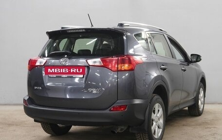 Toyota RAV4, 2014 год, 2 000 000 рублей, 5 фотография