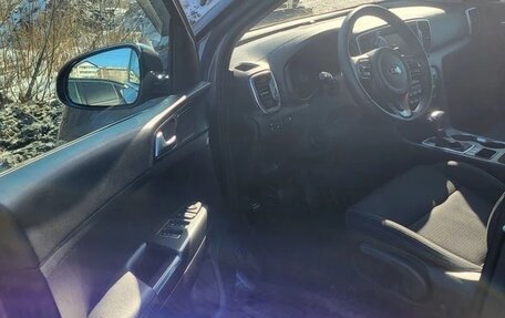 KIA Sportage IV рестайлинг, 2018 год, 1 750 000 рублей, 6 фотография