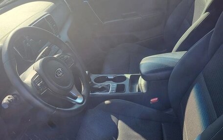 KIA Sportage IV рестайлинг, 2018 год, 1 750 000 рублей, 13 фотография