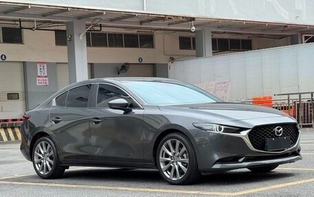 Mazda 3, 2022 год, 1 690 000 рублей, 1 фотография