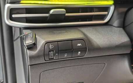 Hyundai Elantra, 2022 год, 1 456 000 рублей, 11 фотография