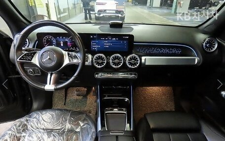 Mercedes-Benz GLB, 2022 год, 3 190 000 рублей, 6 фотография