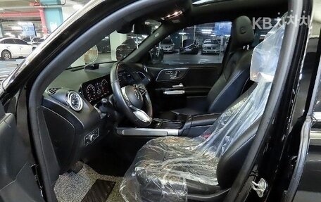 Mercedes-Benz GLB, 2022 год, 3 190 000 рублей, 7 фотография