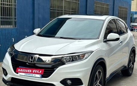 Honda Vezel, 2020 год, 1 470 000 рублей, 2 фотография
