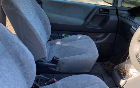 Toyota Estima III рестайлинг -2, 1999 год, 300 000 рублей, 7 фотография