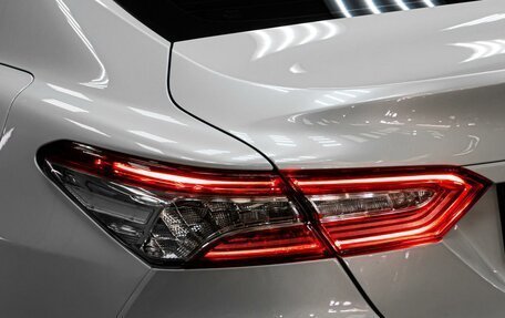 Toyota Camry, 2021 год, 3 049 000 рублей, 9 фотография