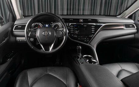 Toyota Camry, 2021 год, 3 049 000 рублей, 11 фотография