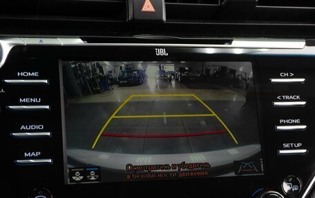 Toyota Camry, 2021 год, 3 049 000 рублей, 18 фотография