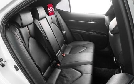 Toyota Camry, 2021 год, 3 049 000 рублей, 12 фотография