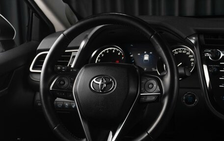 Toyota Camry, 2021 год, 3 049 000 рублей, 28 фотография