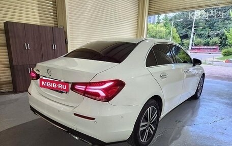 Mercedes-Benz A-Класс, 2022 год, 2 290 000 рублей, 4 фотография