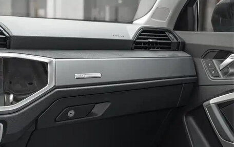 Audi Q3, 2023 год, 2 350 000 рублей, 12 фотография