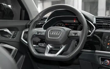 Audi Q3, 2023 год, 2 350 000 рублей, 10 фотография