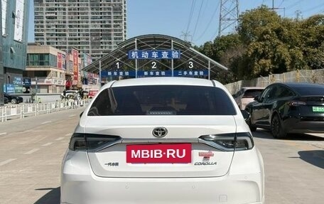 Toyota Corolla, 2021 год, 1 400 000 рублей, 3 фотография