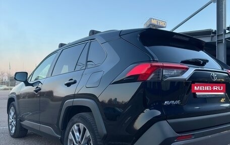 Toyota RAV4, 2022 год, 4 150 000 рублей, 8 фотография