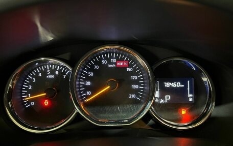 Renault Logan II, 2021 год, 900 000 рублей, 25 фотография