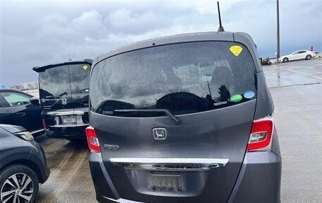Honda Freed I, 2015 год, 785 000 рублей, 6 фотография
