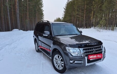 Mitsubishi Pajero IV, 2015 год, 2 850 000 рублей, 5 фотография