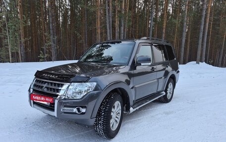 Mitsubishi Pajero IV, 2015 год, 2 850 000 рублей, 6 фотография