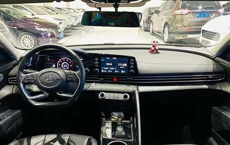 Hyundai Elantra, 2022 год, 1 395 000 рублей, 9 фотография