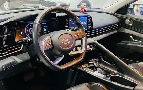 Hyundai Elantra, 2022 год, 1 395 000 рублей, 7 фотография