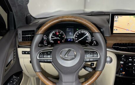 Lexus LX III, 2016 год, 8 250 000 рублей, 18 фотография