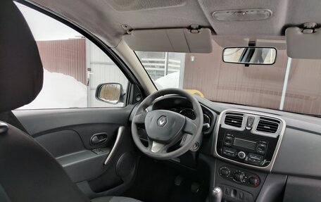 Renault Logan II, 2016 год, 500 000 рублей, 11 фотография
