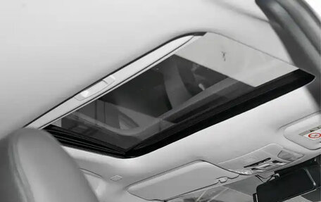 Toyota Corolla, 2023 год, 12 фотография