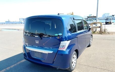 Honda Freed I, 2013 год, 780 000 рублей, 7 фотография