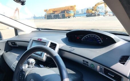 Honda Freed I, 2013 год, 780 000 рублей, 15 фотография