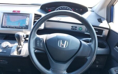 Honda Freed I, 2013 год, 780 000 рублей, 19 фотография