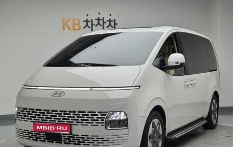 Hyundai Staria, 2025 год, 5 830 000 рублей, 1 фотография