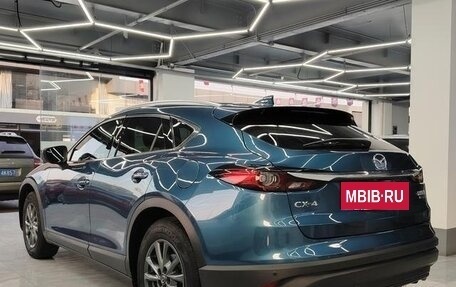 Mazda CX-4, 2022 год, 1 990 000 рублей, 3 фотография